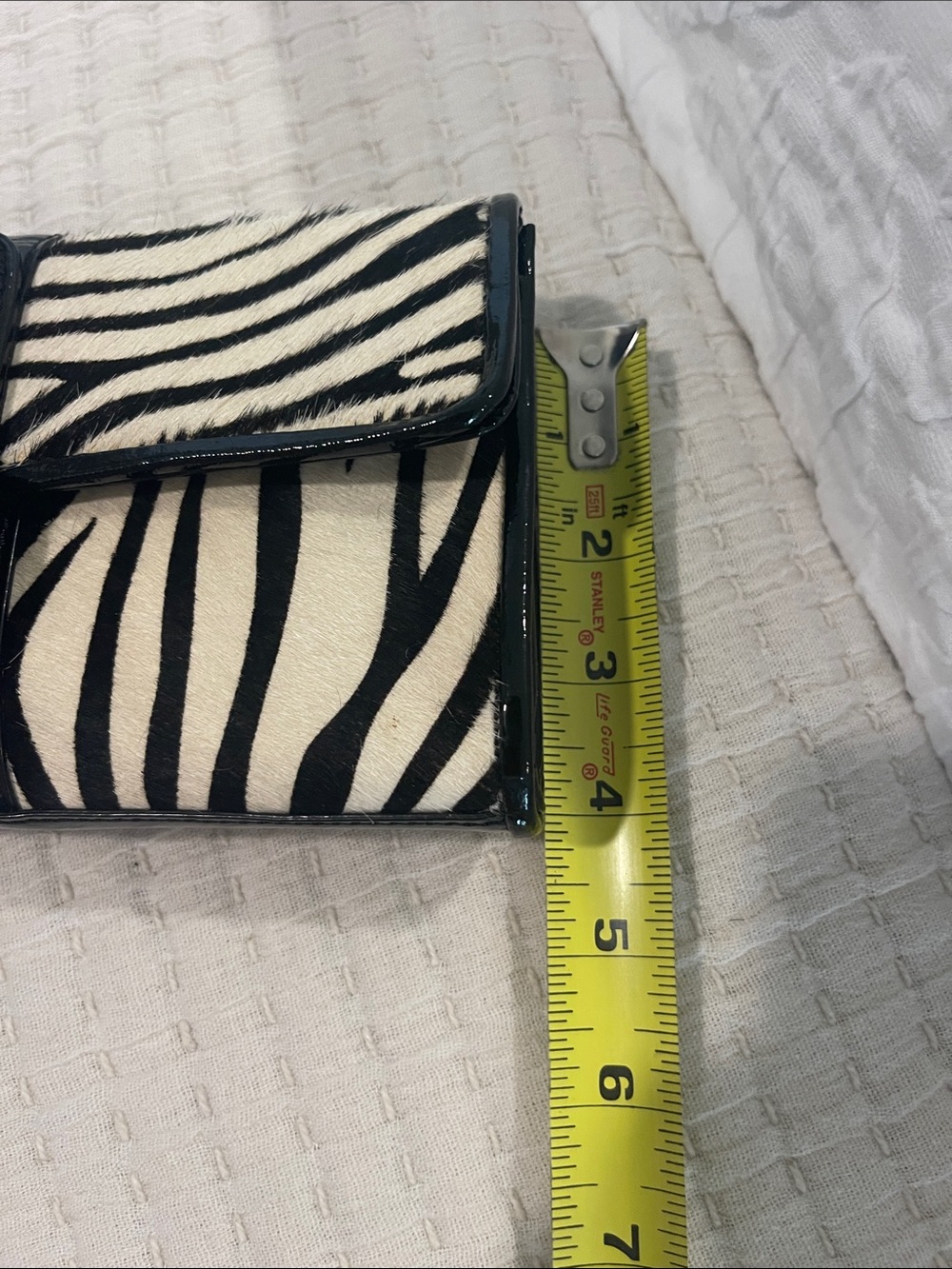 Alfani Black and White Zebra-Print Wristlet Clutch - Picture 7 of 8